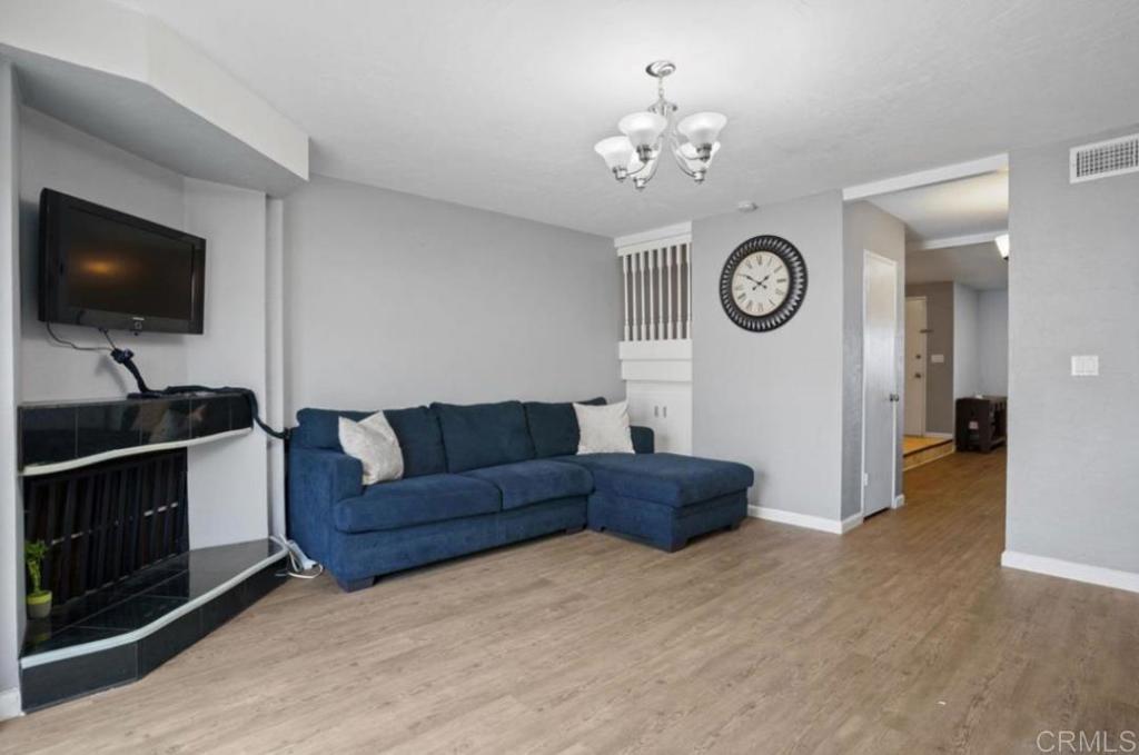 4166 Balboa Way