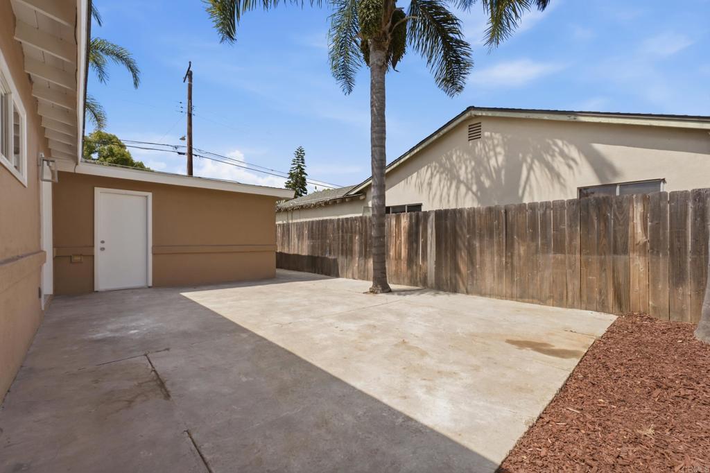 3247 Carolyn Circle