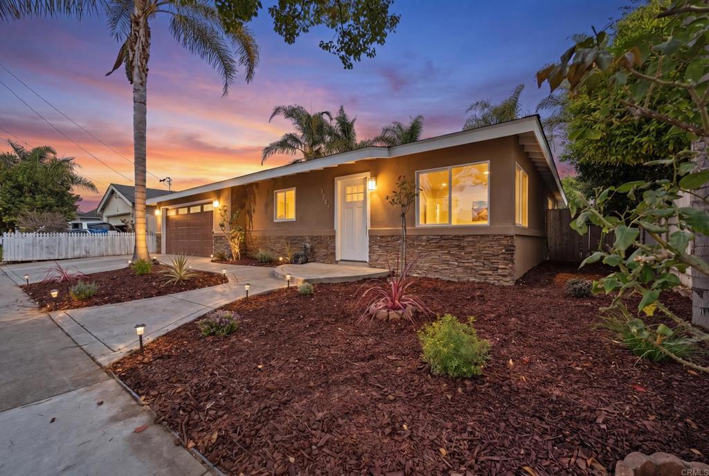 3247 Carolyn Circle