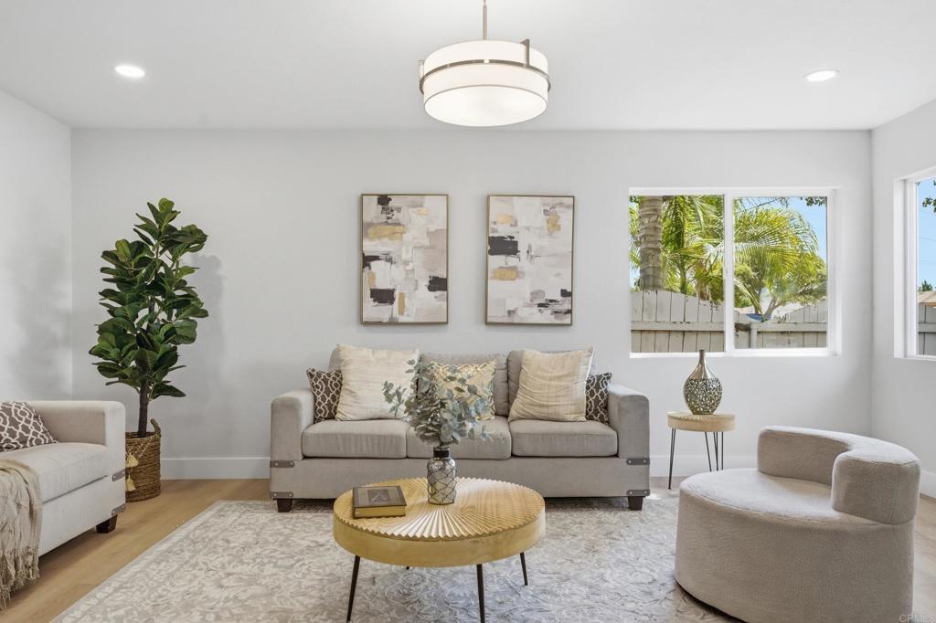 3247 Carolyn Circle