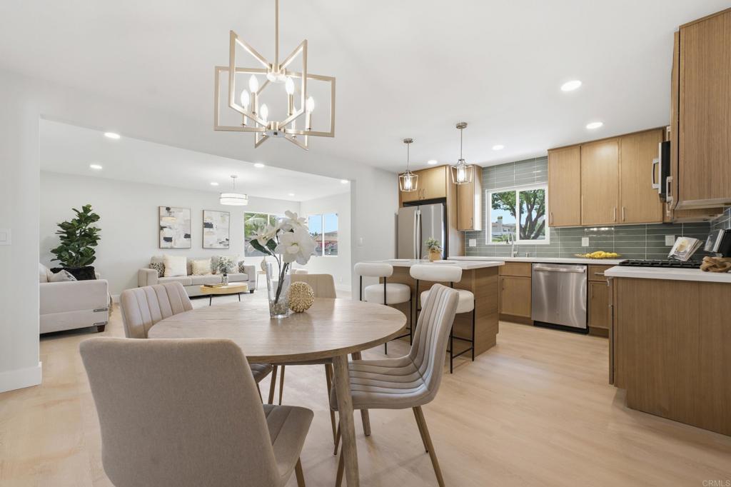 3247 Carolyn Circle
