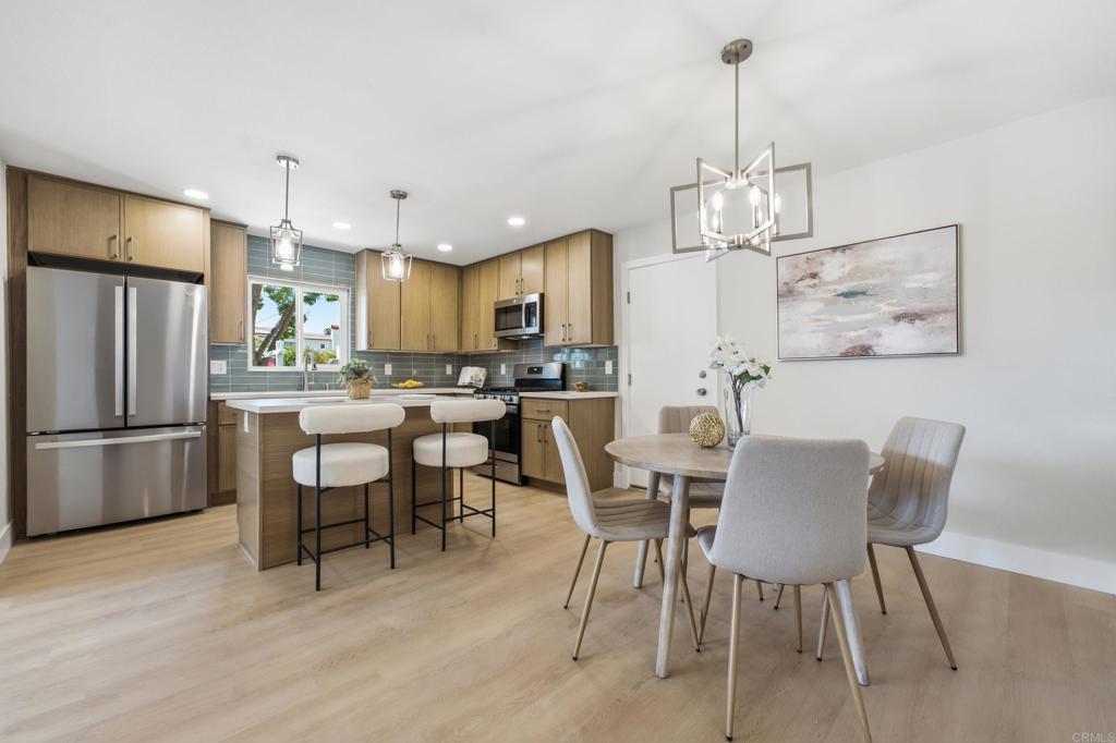 3247 Carolyn Circle