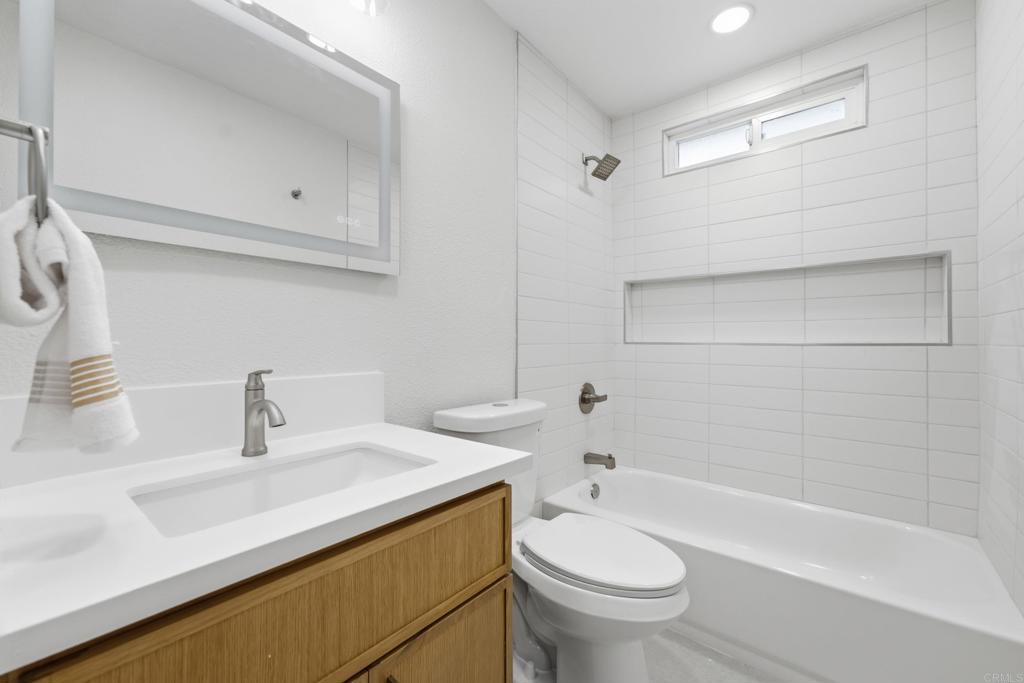 3247 Carolyn Circle
