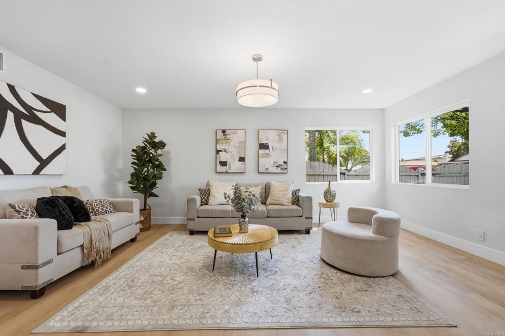 3247 Carolyn Circle