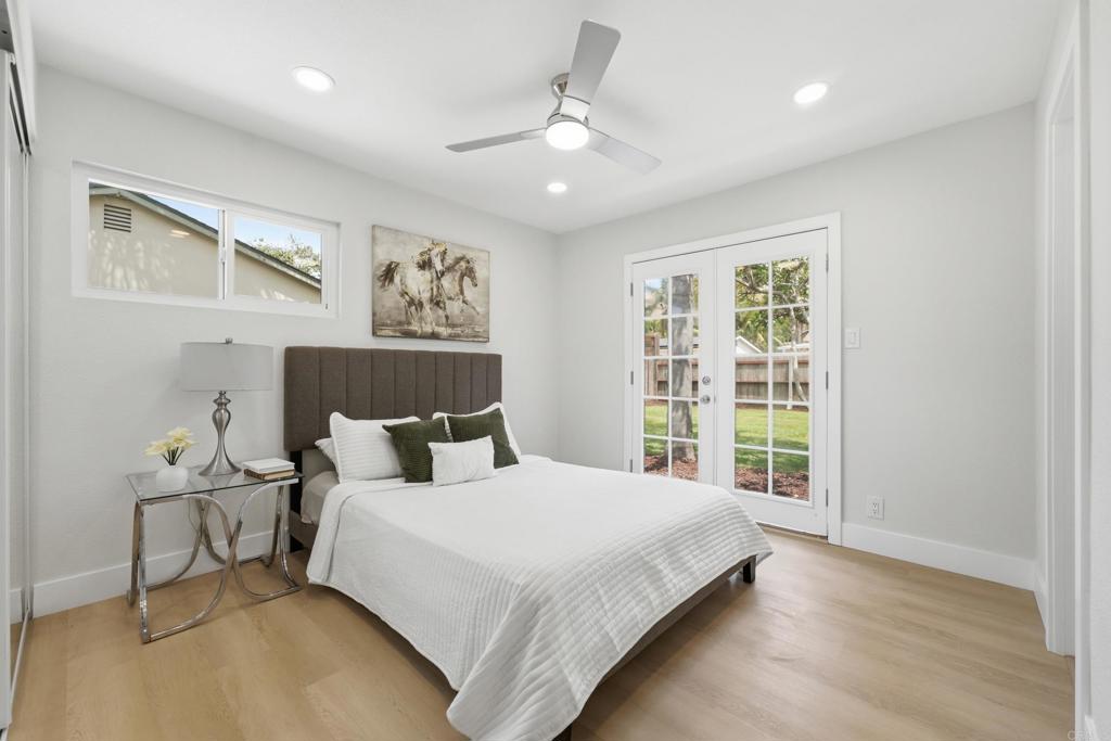 3247 Carolyn Circle