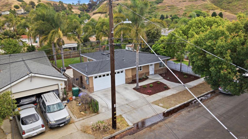 3247 Carolyn Circle