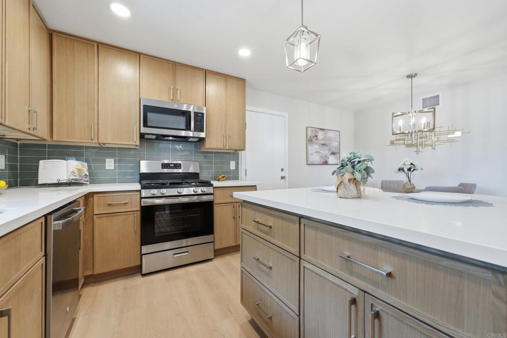 3247 Carolyn Circle