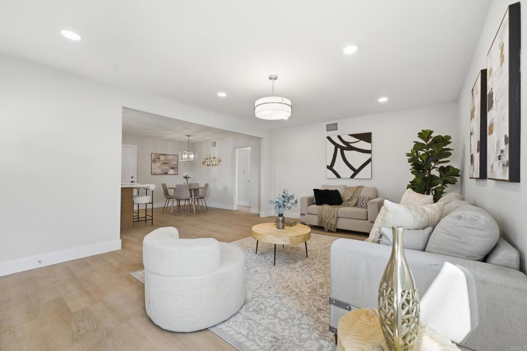 3247 Carolyn Circle