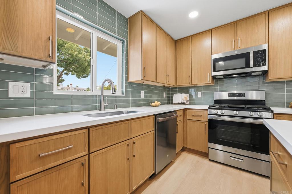 3247 Carolyn Circle