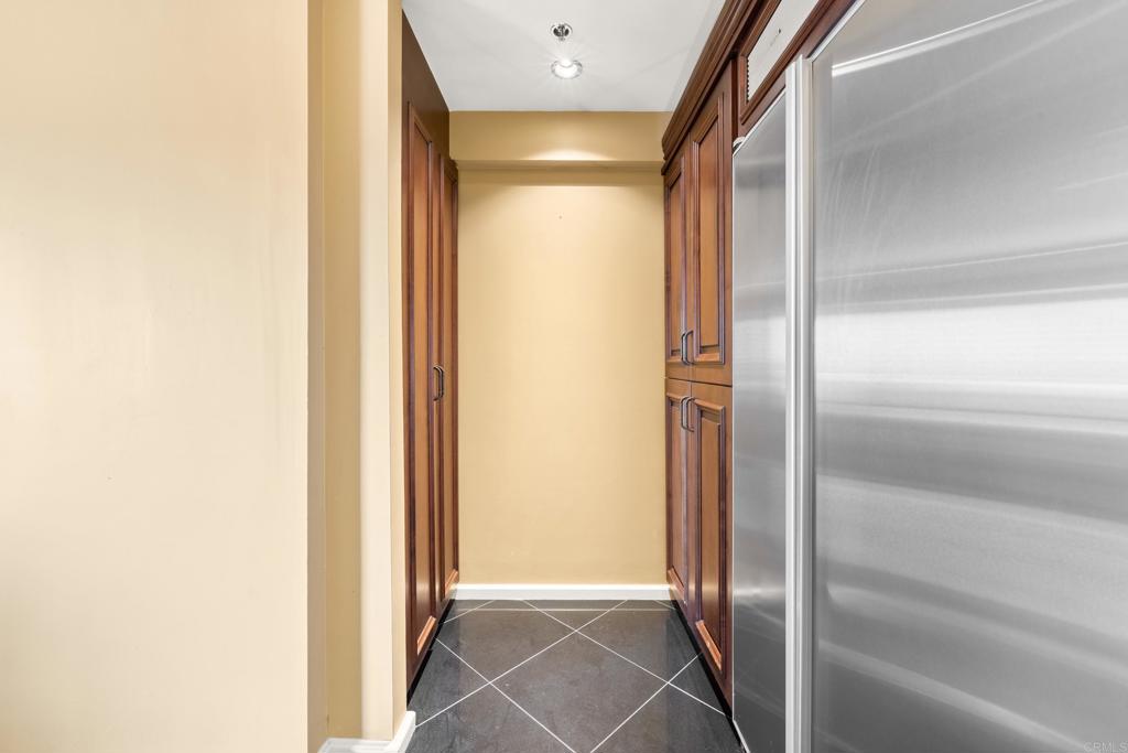 200 Harbor Drive 803