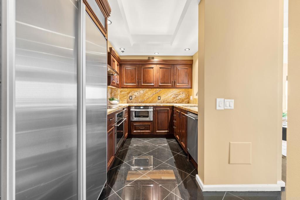 200 Harbor Drive 803