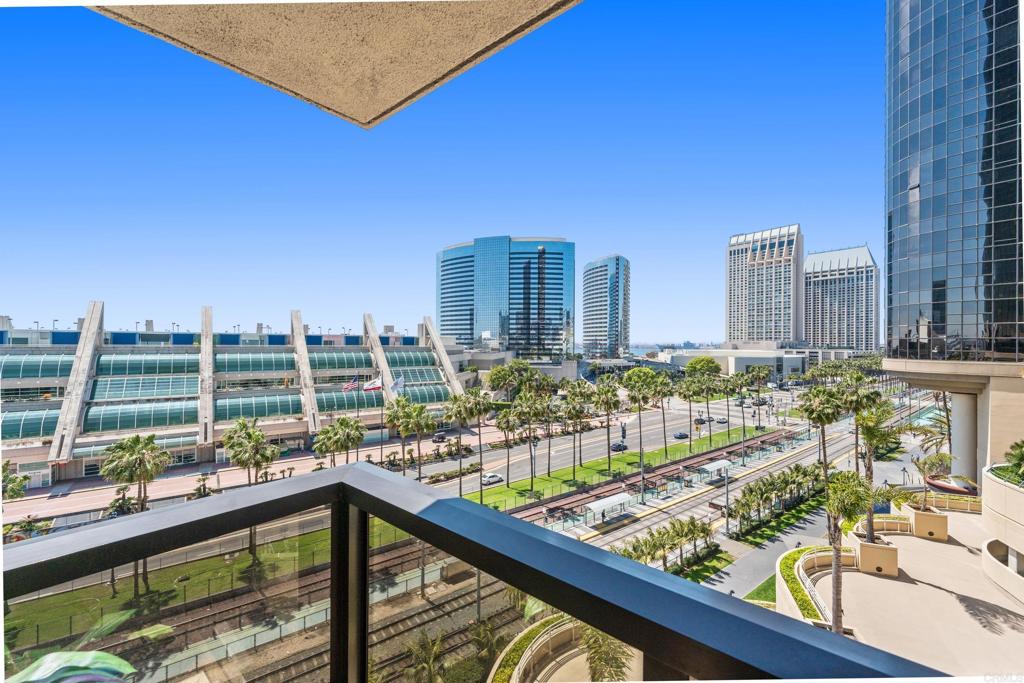 200 Harbor Drive 803