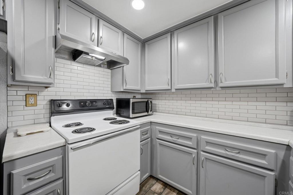 110 N 2nd Avenue 30