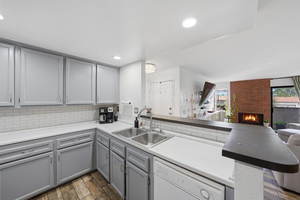 110 N 2nd Avenue 30