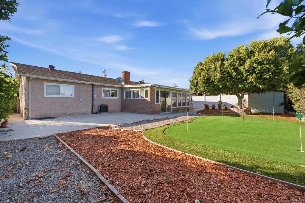 1941 La Corta Street
