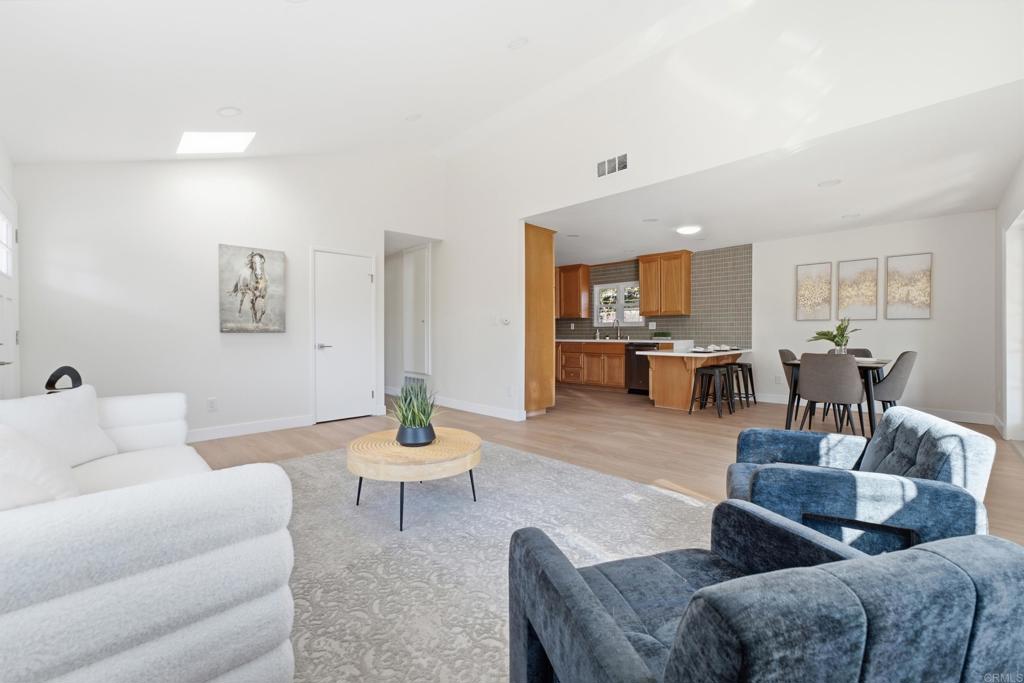 8722 Vanguard Place