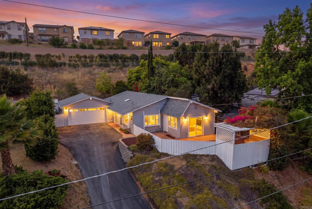 8722 Vanguard Place