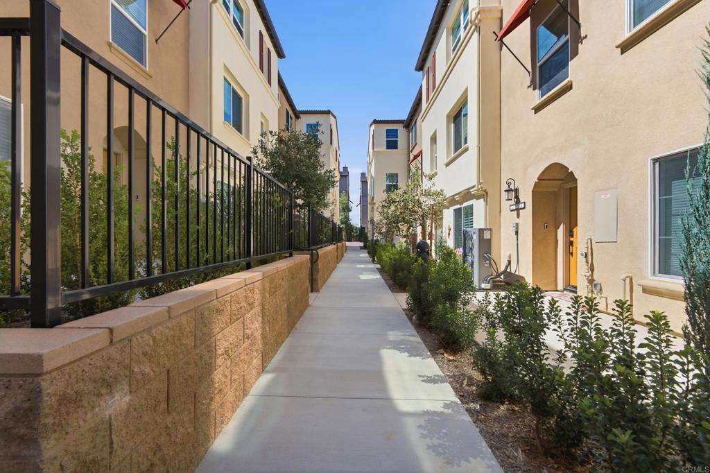 370 Volary Glen