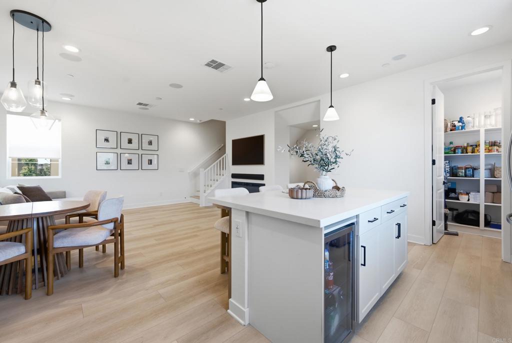 370 Volary Glen