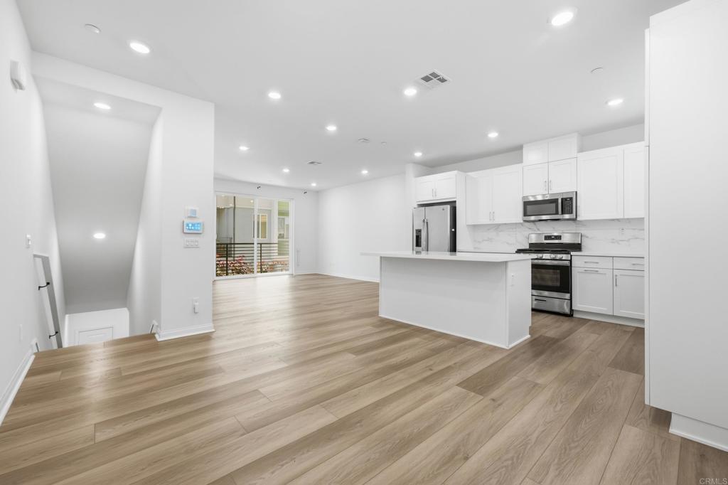 1981 Edison Court