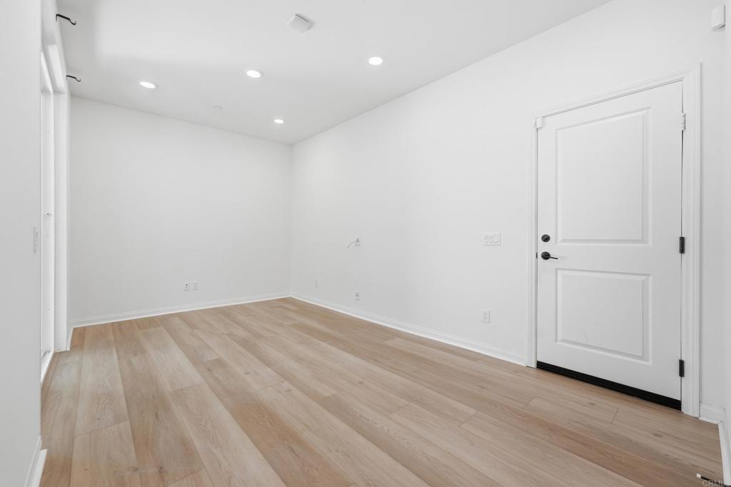 1981 Edison Court