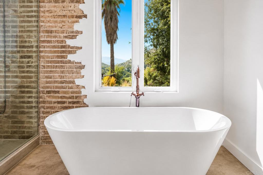 18629 Quail Trail Drive