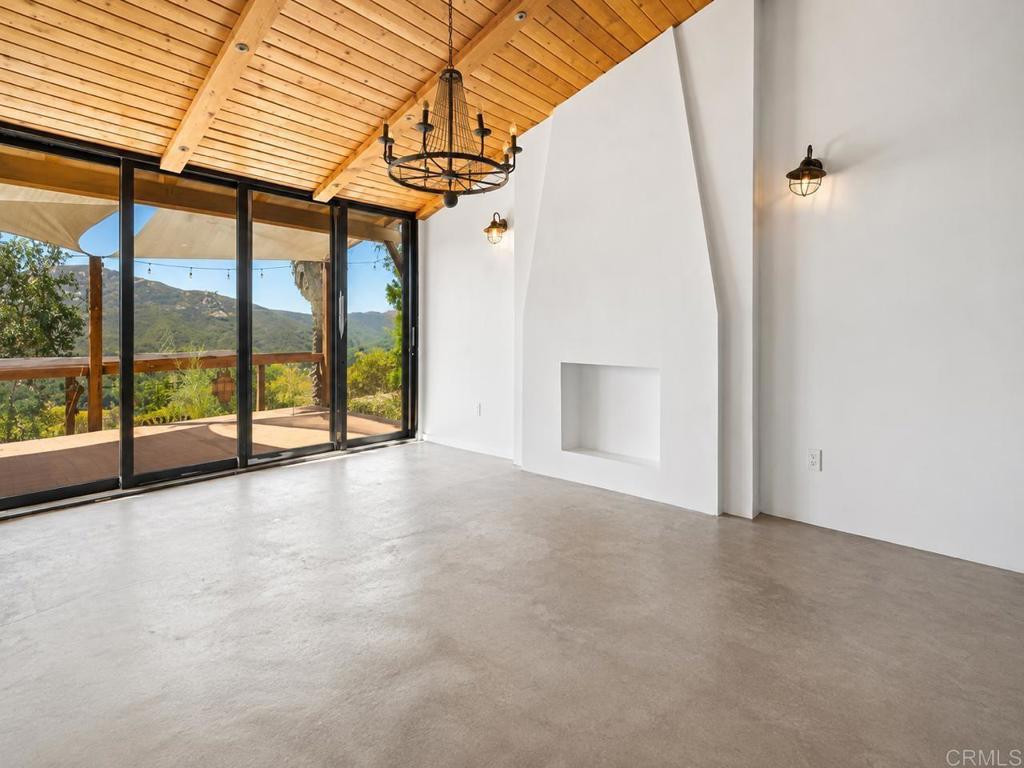 18629 Quail Trail Drive