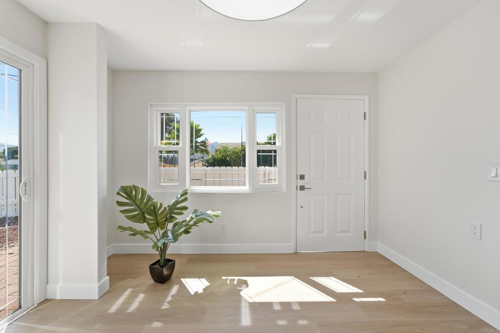 8722 Vanguard Place