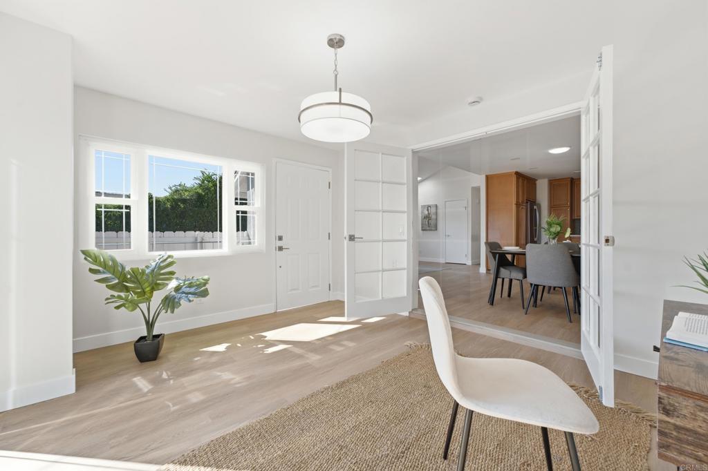 8722 Vanguard Place
