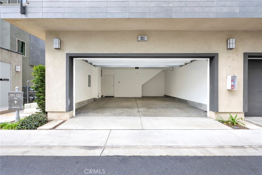 211 Bowery