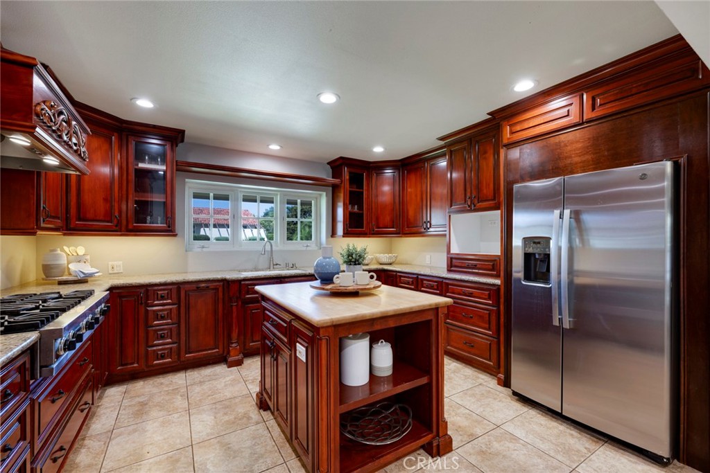 18902 Montecito Drive