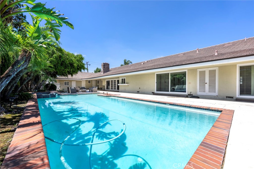 18902 Montecito Drive