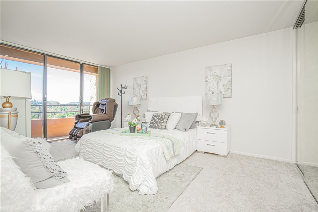 24055 Paseo Del Lago 1106