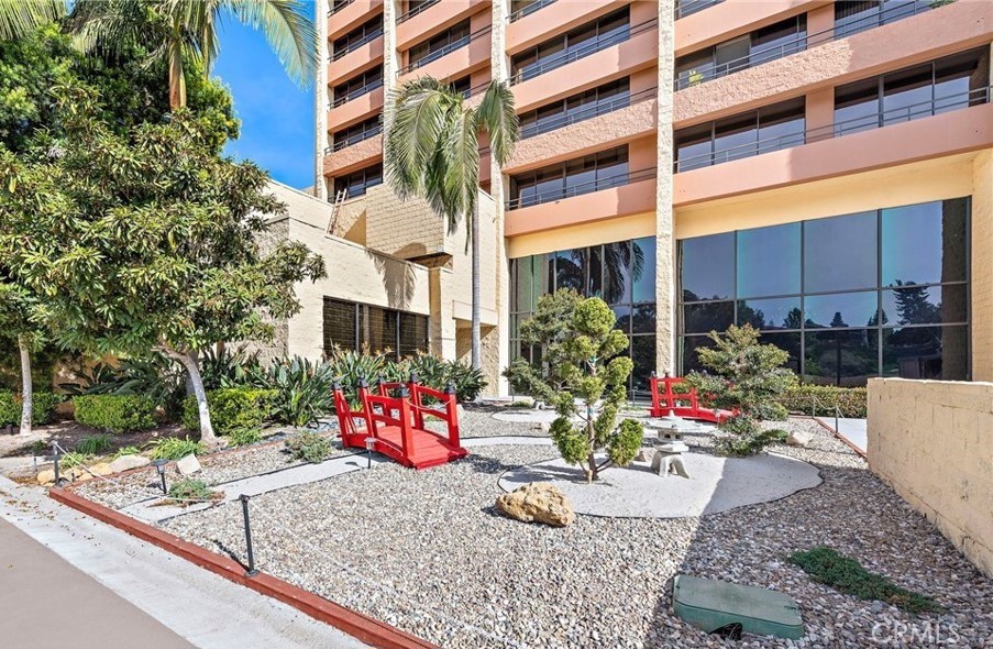 24055 Paseo Del Lago 1106