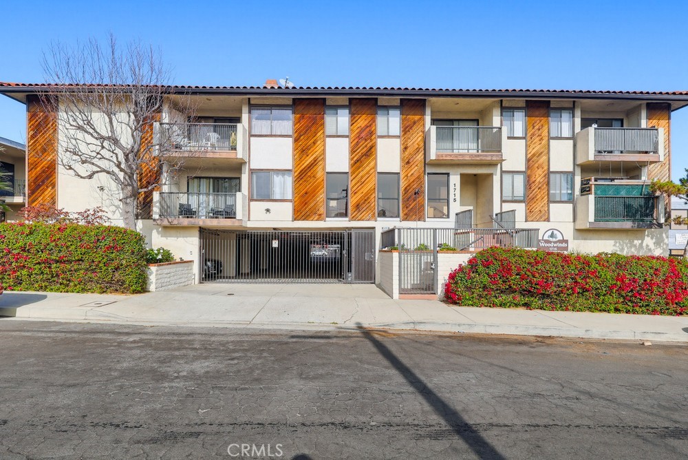1715 259th Street 18