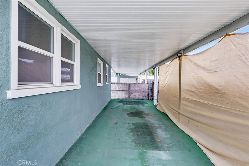 924 W 134th Place