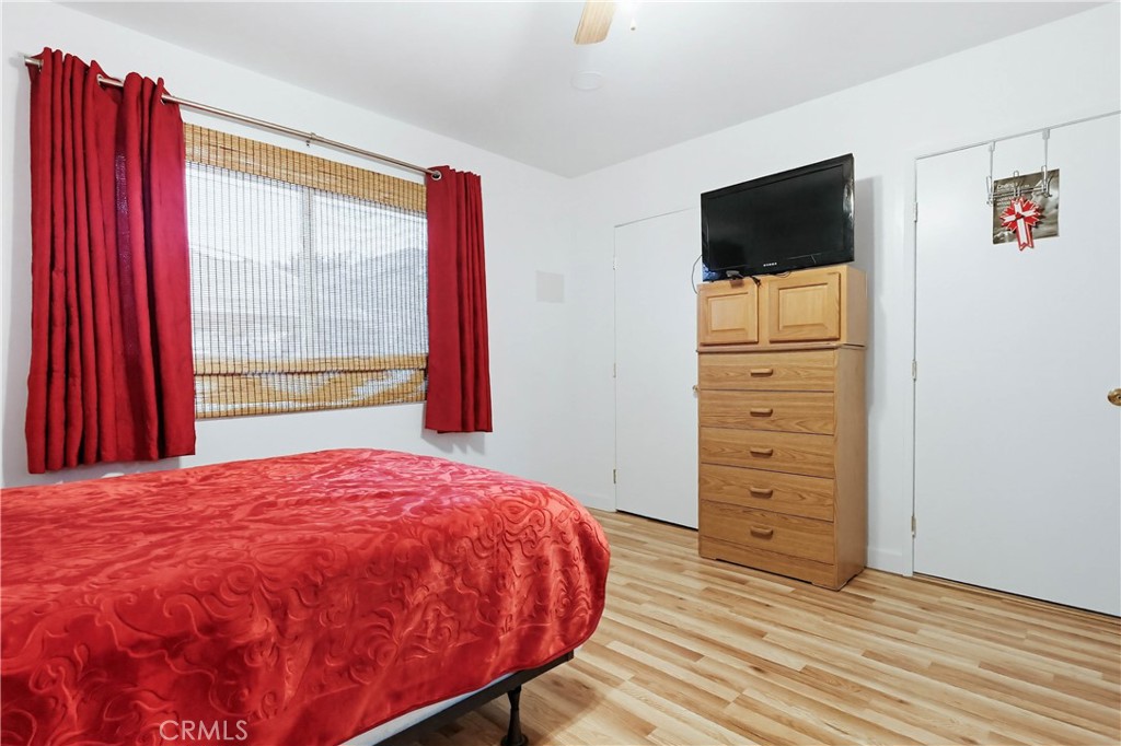 924 W 134th Place