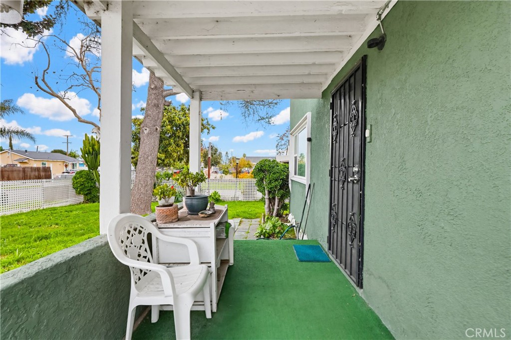 924 W 134th Place