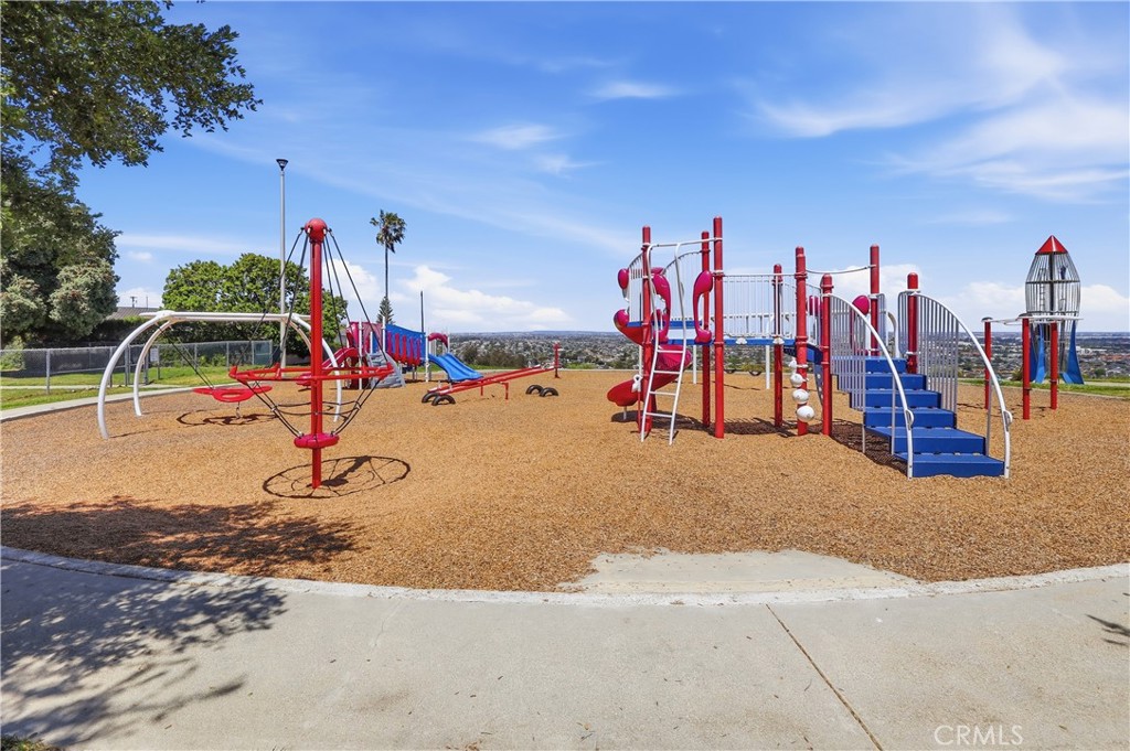 5109 Paseo Del Pavon