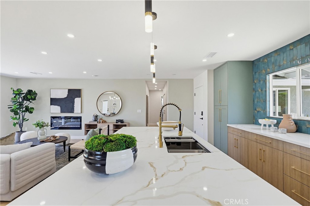 5109 Paseo Del Pavon