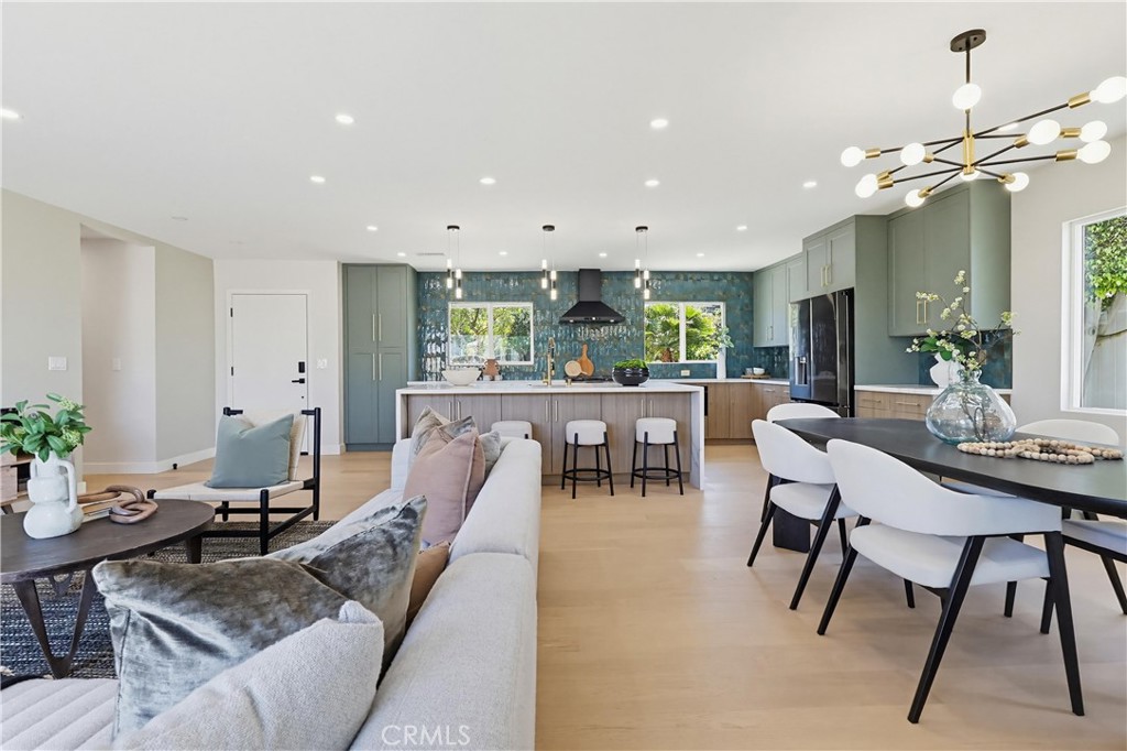 5109 Paseo Del Pavon