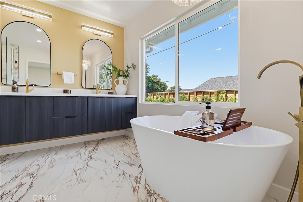 5109 Paseo Del Pavon
