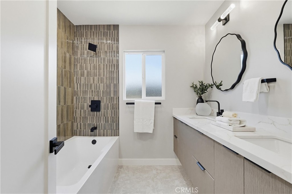 5109 Paseo Del Pavon