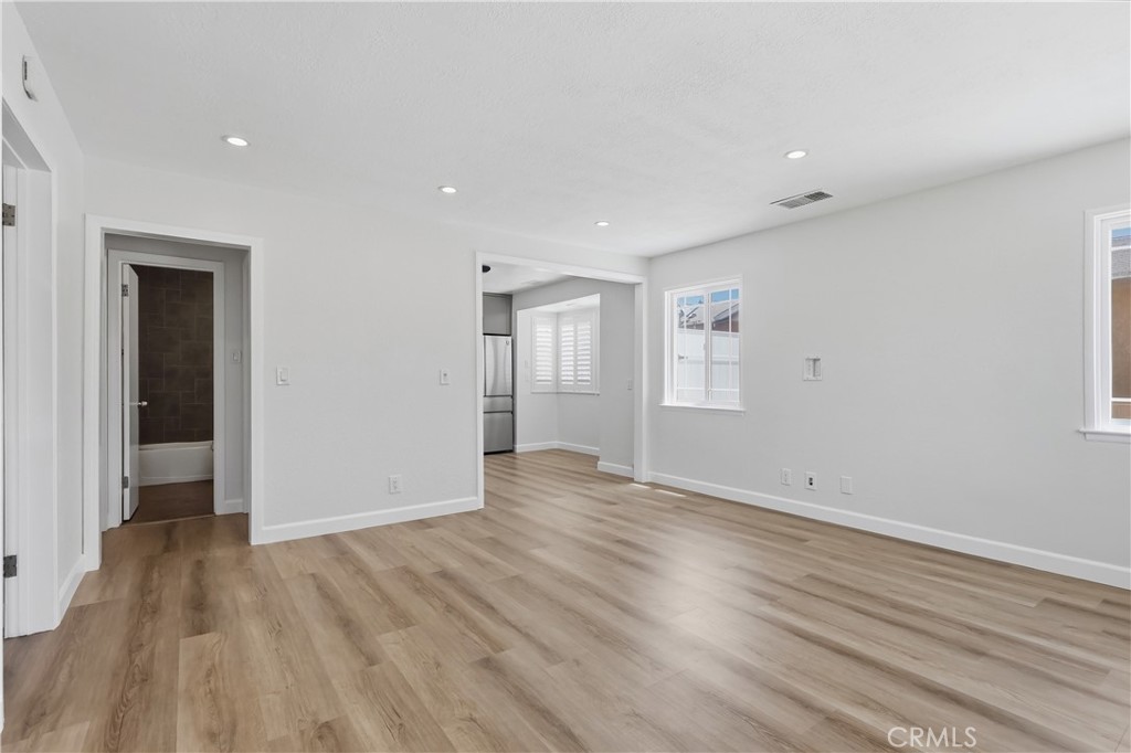 3407 W 189th