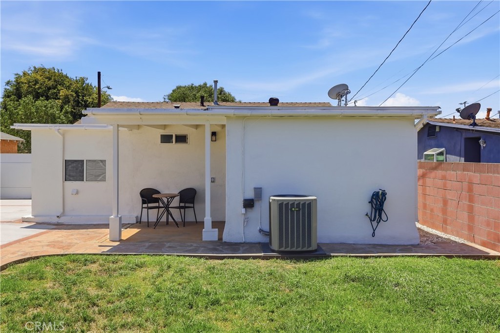 3407 W 189th
