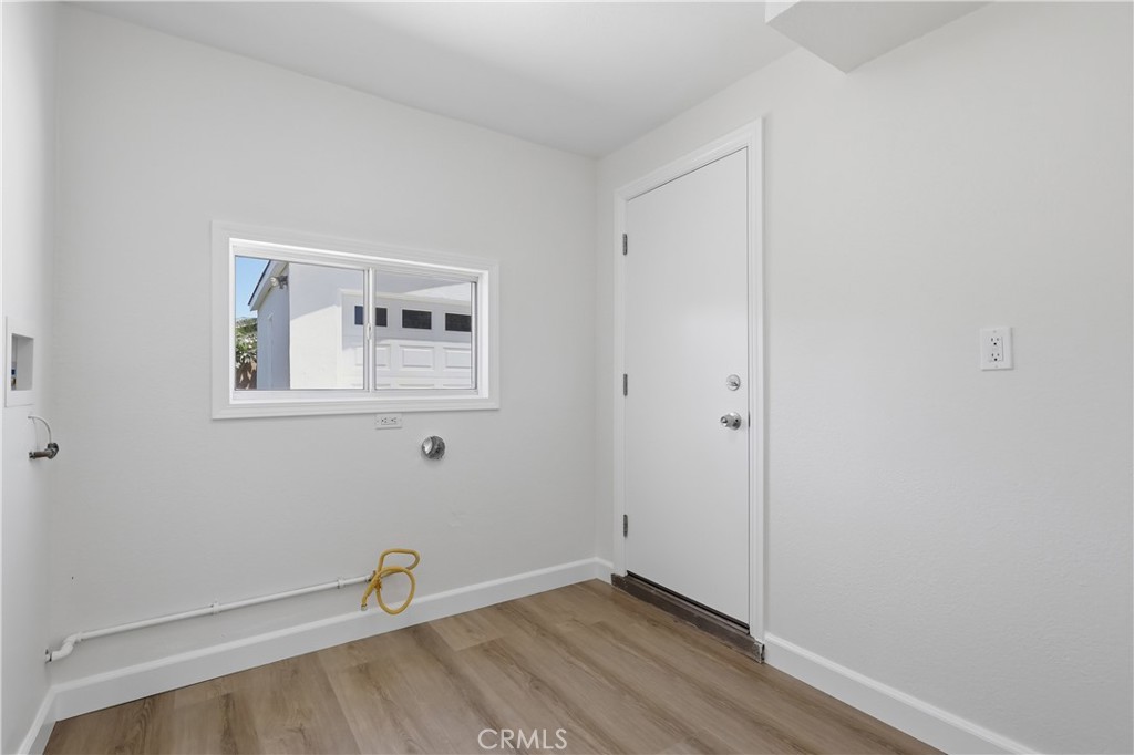 3407 W 189th