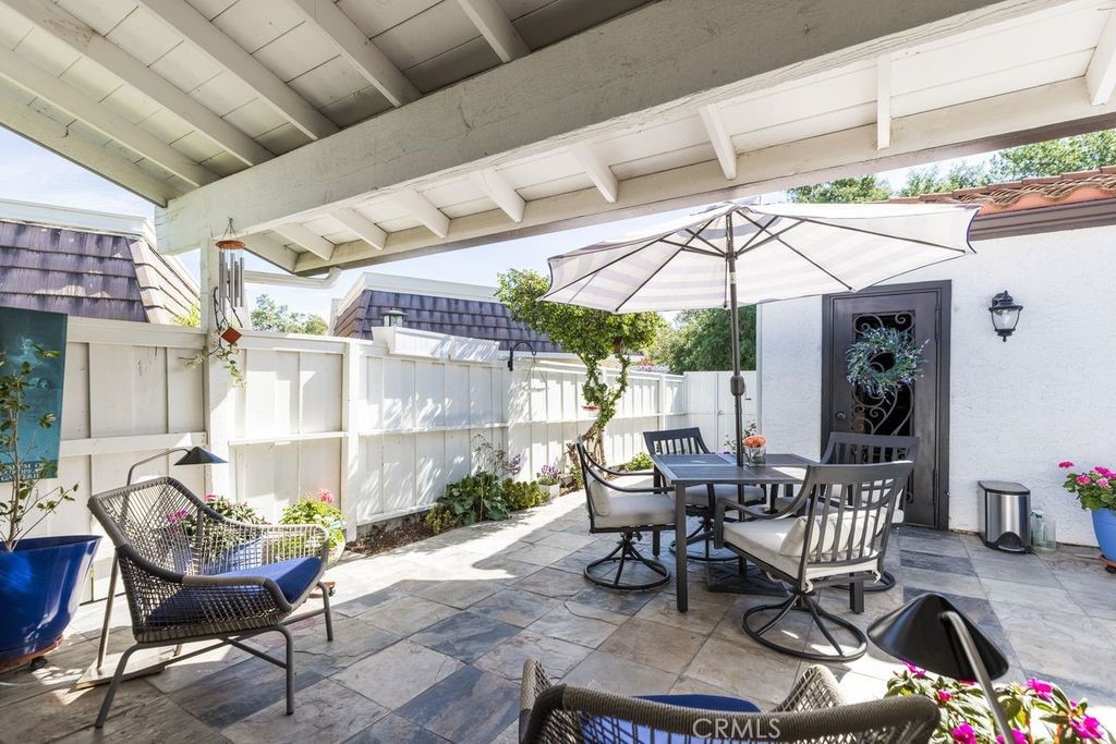 2805 Shoreview Circle