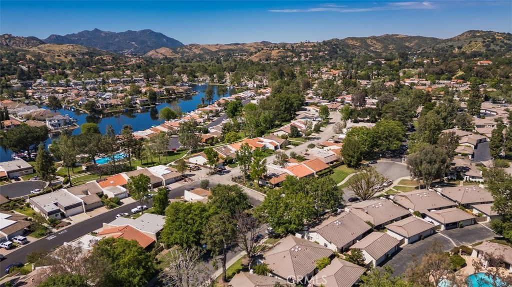 2805 Shoreview Circle