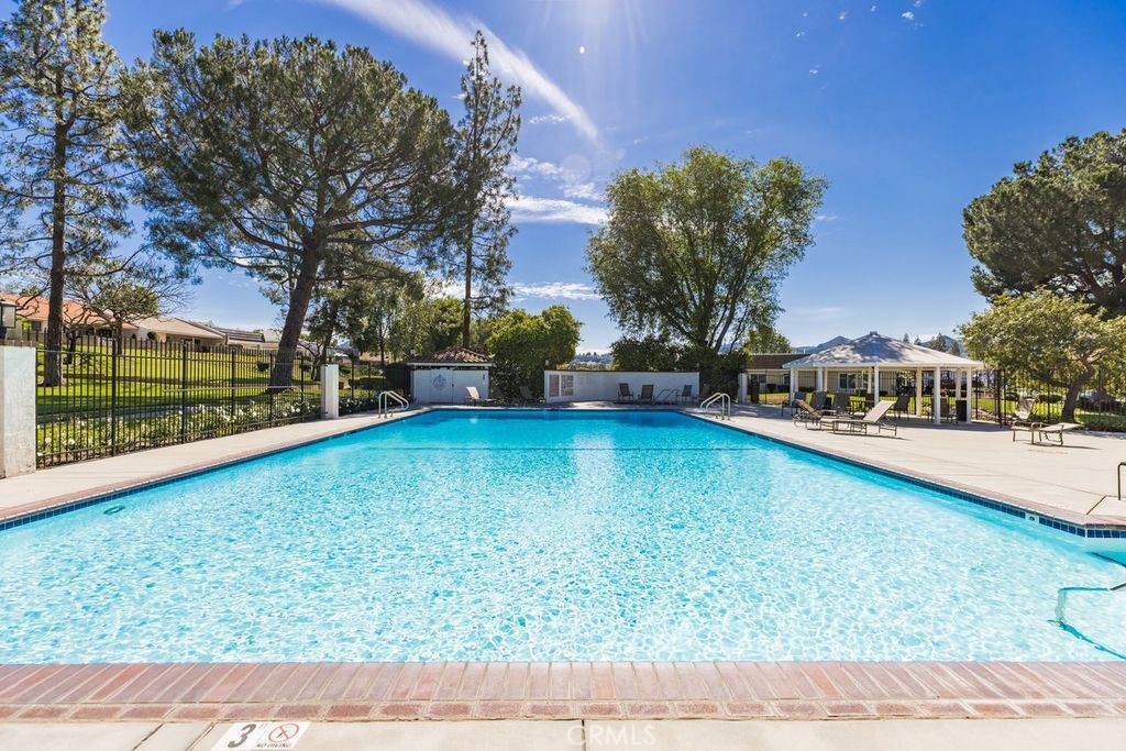 2805 Shoreview Circle