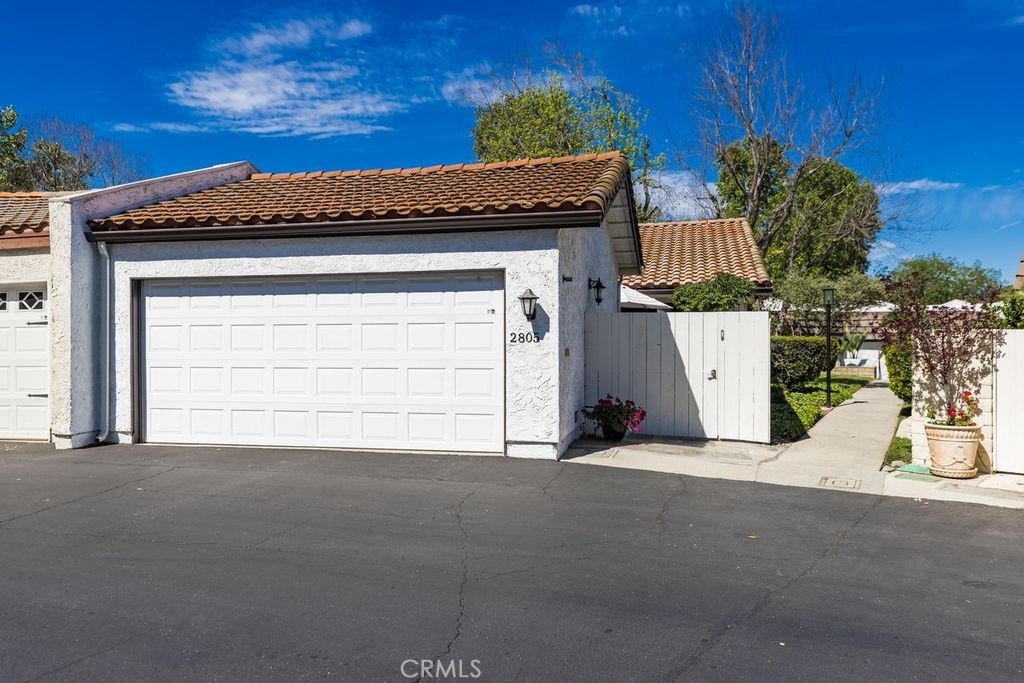 2805 Shoreview Circle